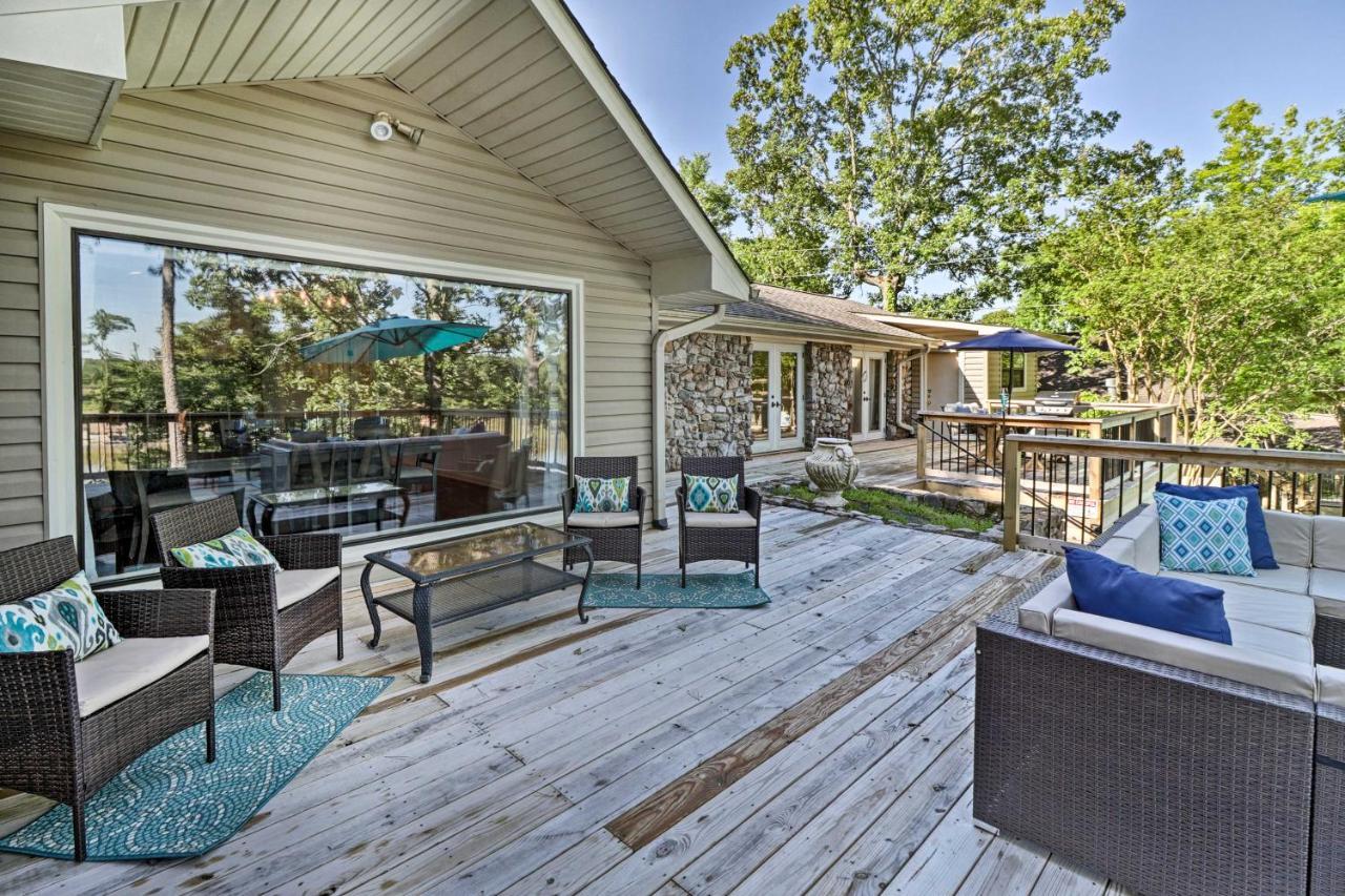 Luxury Hot Springs Oasis On Lake With Private Dock! Exteriér fotografie